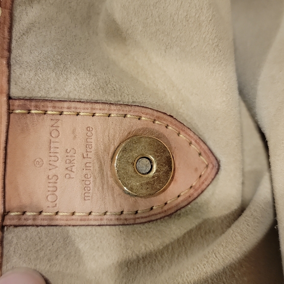 Authentic Louis Vuitton Gallirea PM bag🤩 - Picture 15 of 15